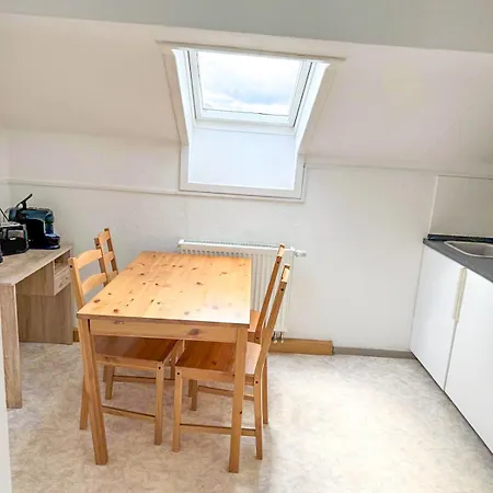 Dg L- 40m2 2-zimmer 15 Min Von Salzburg Entfernt Daire